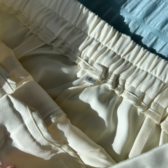 Women's Off-White Wide-Leg Dress Pant - Size Medium - Picture 3 of 4